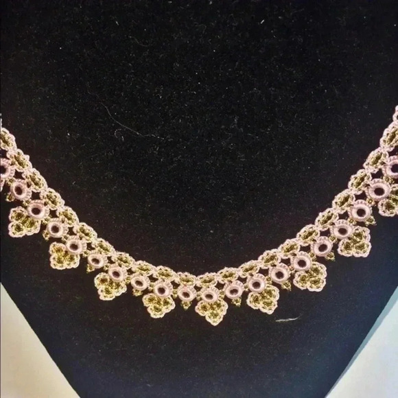 Hand Made embroidered necklace - Picture 2 of 4